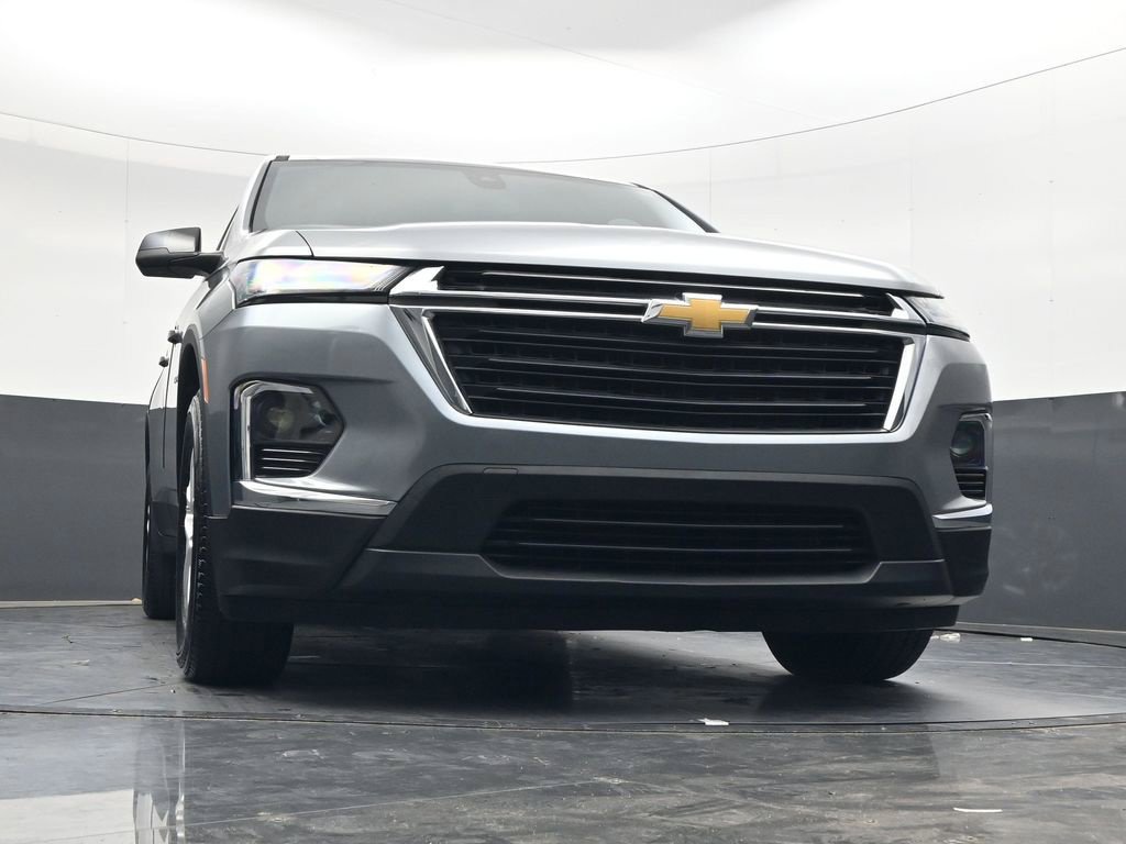 Used 2023 Chevrolet Traverse LS FWD image 36
