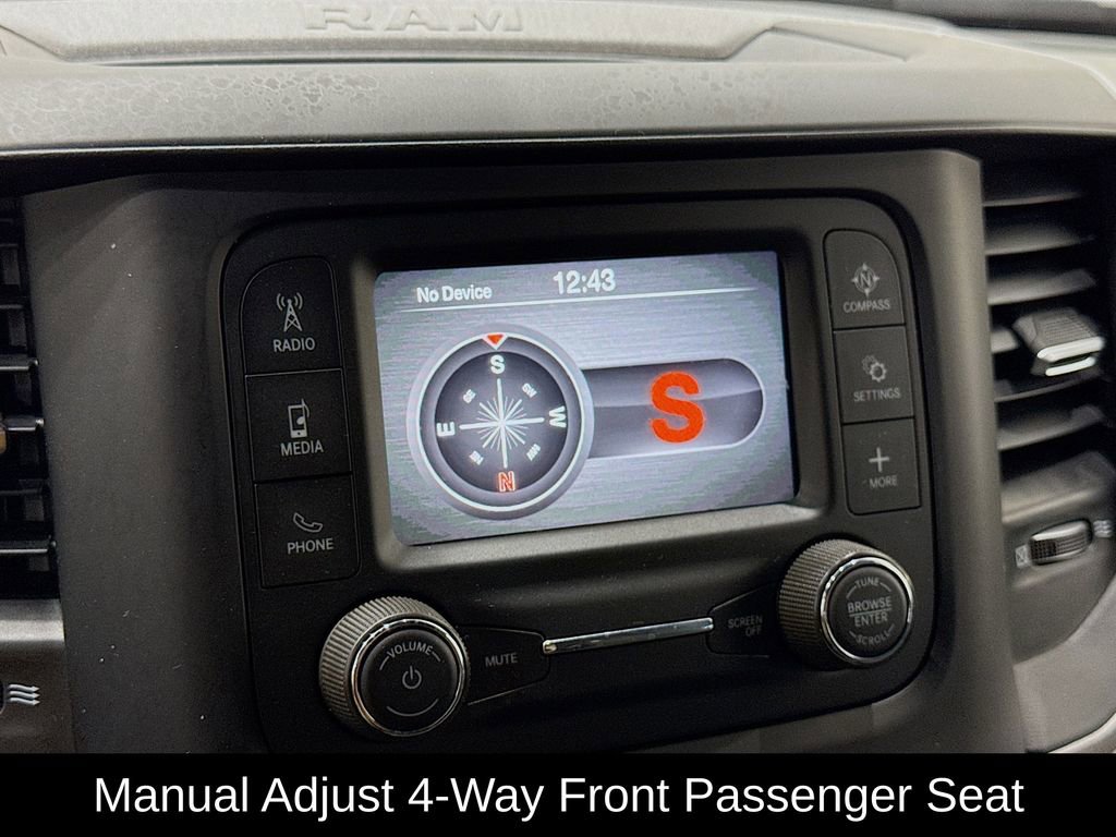 Used 2024 RAM 2500 Tradesman w/ Chrome Appearance Group image 27