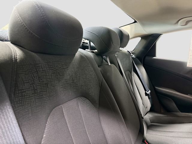 Used 2016 Chrysler 200 LX image 25