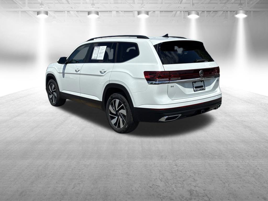 Used 2026 Volkswagen Atlas SE AWD/4WD image 3