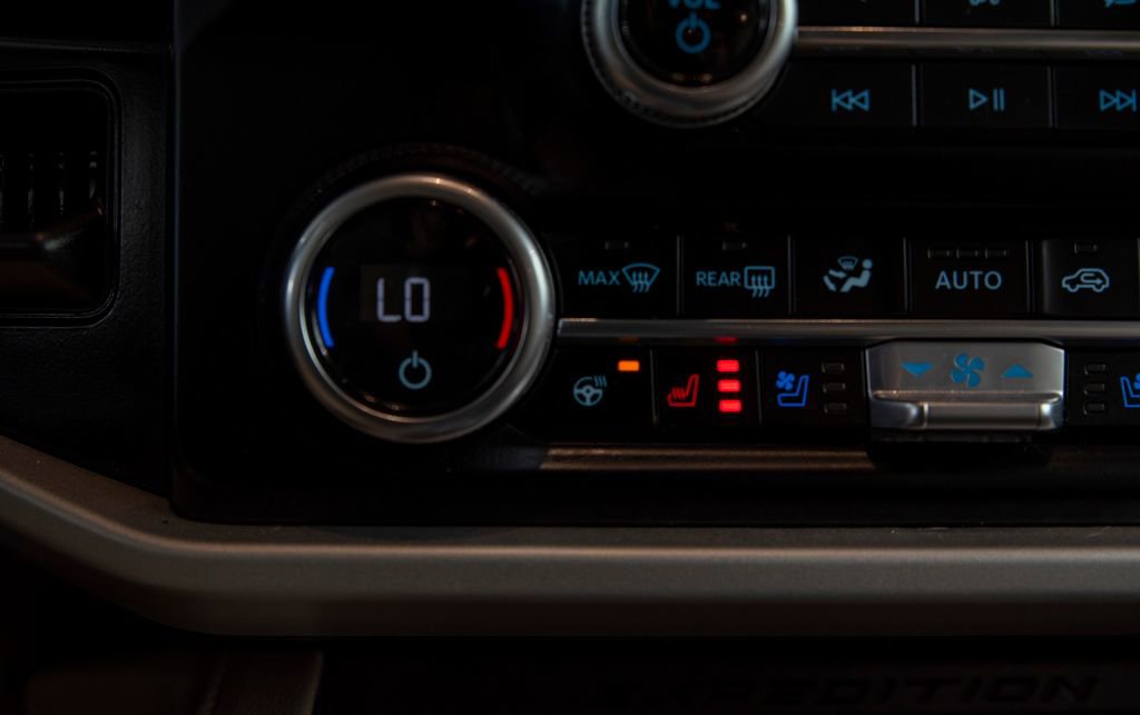 Used 2024 Ford Expedition Max Limited AWD/4WD image 40