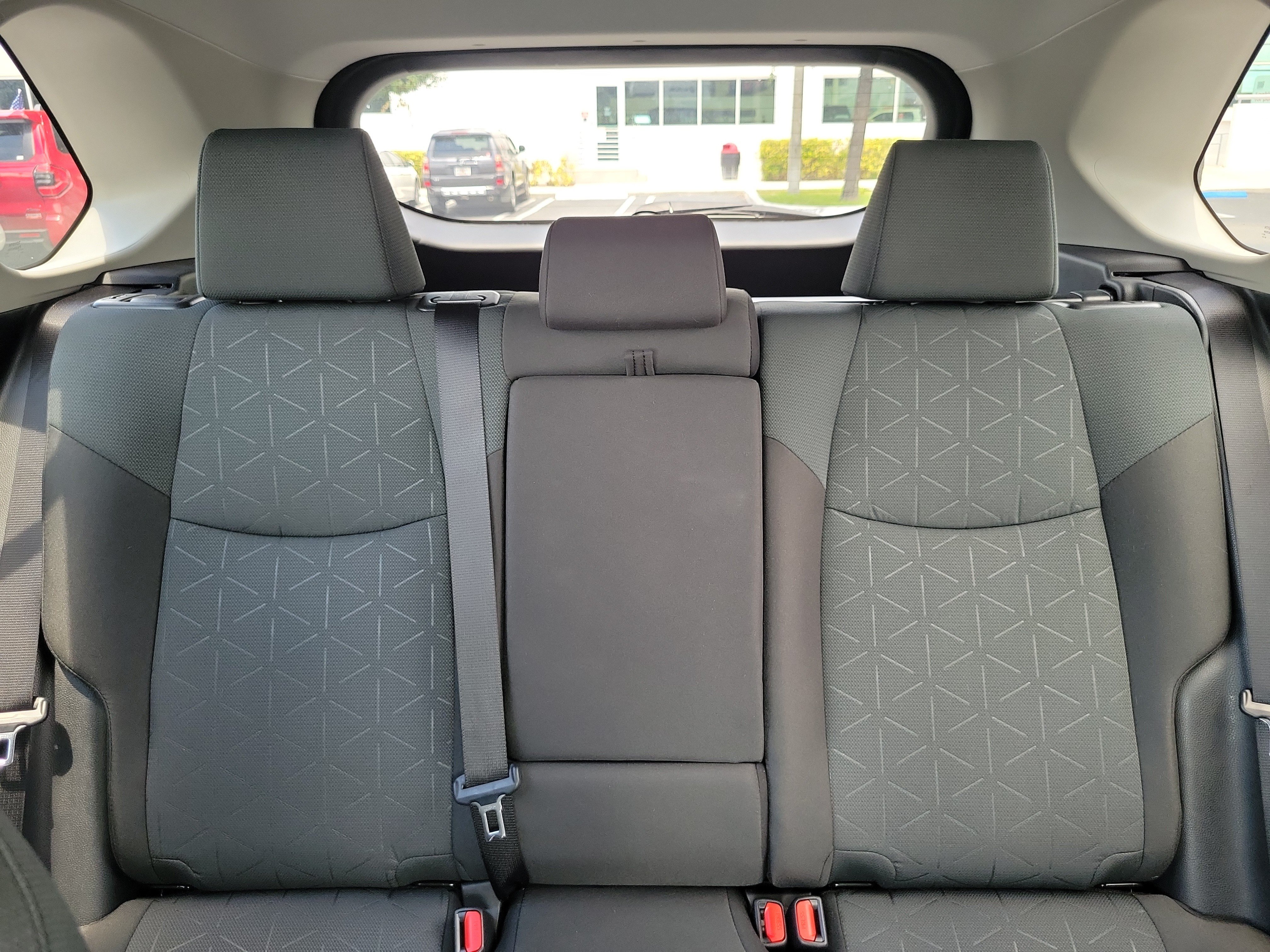 Used 2024 Toyota RAV4 XLE AWD/4WD image 21