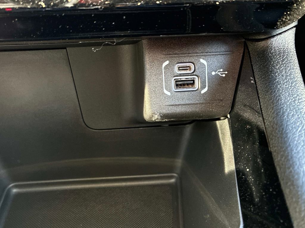 New 2026 Jeep Compass Limited image 12