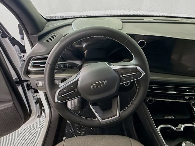 New 2026 Chevrolet Traverse LT w/ Midnight/Sport Edition FWD image 13