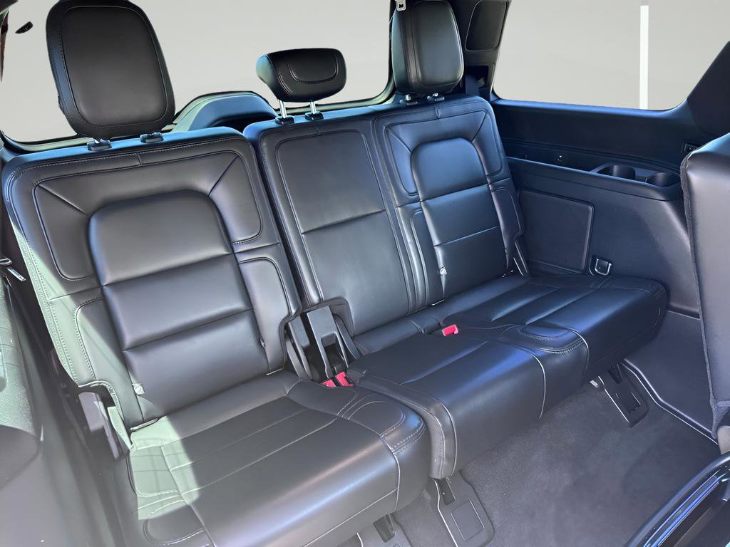 Used 2021 Lincoln Navigator Reserve AWD/4WD image 21