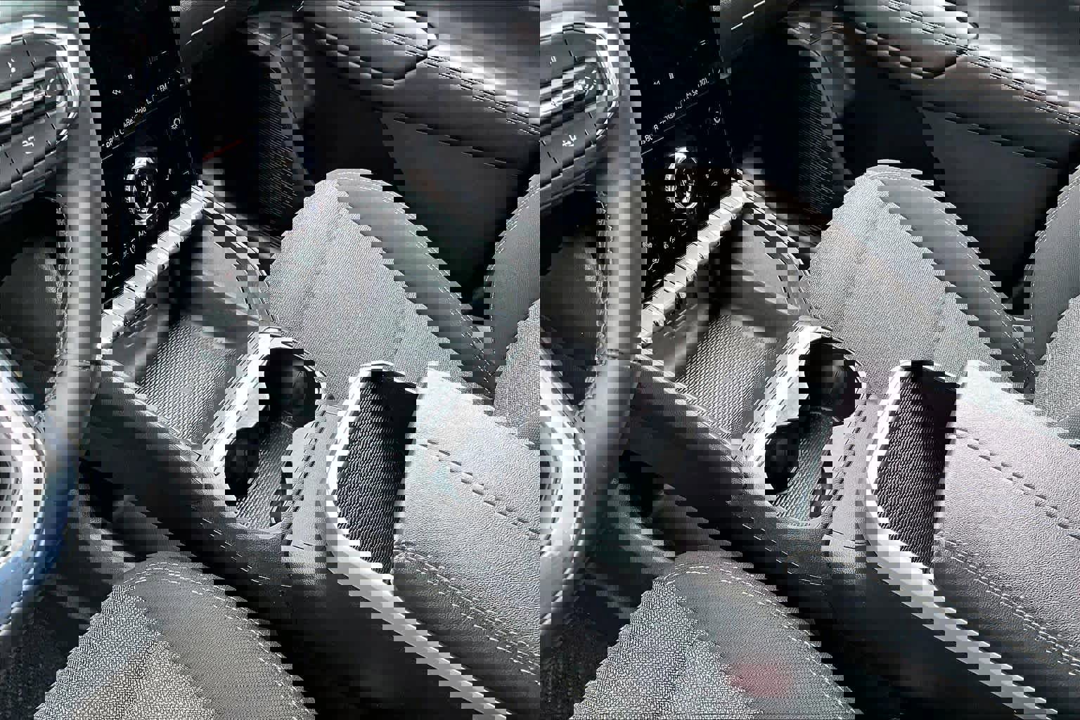 Used 2025 GMC Terrain Elevation image 15