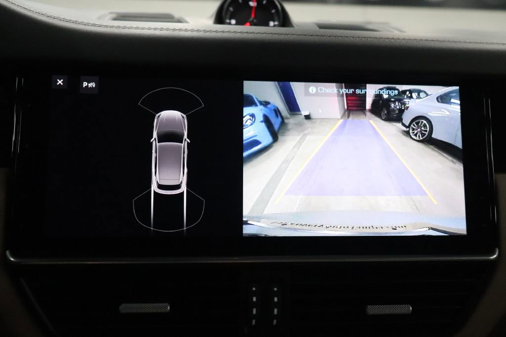 Used 2019 Porsche Cayenne S w/ Premium Plus Package image 14