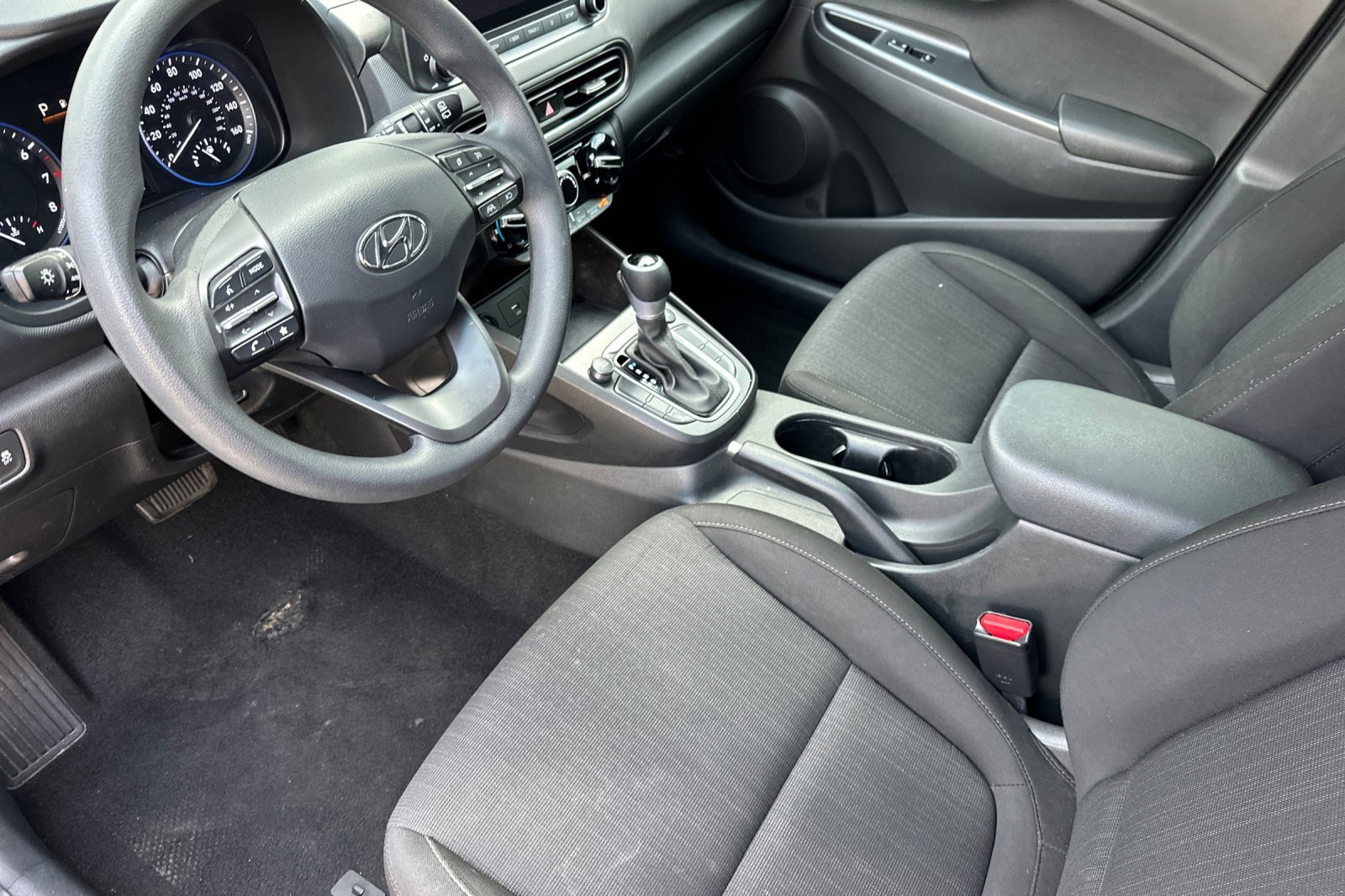 Used 2022 Hyundai Kona SEL w/ Cargo Package image 9