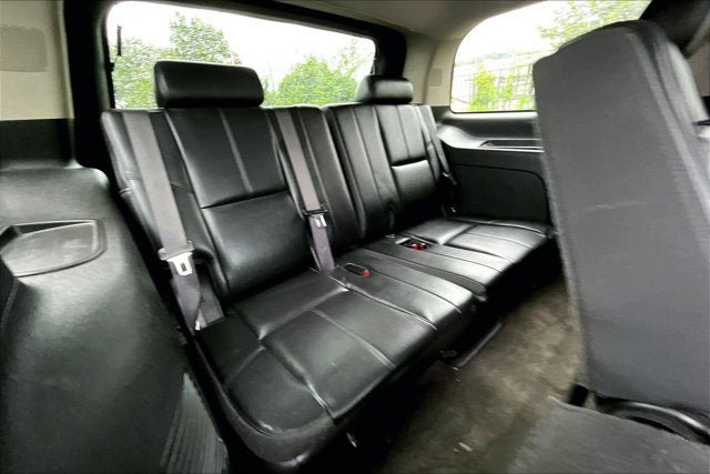 Used 2013 Chevrolet Tahoe LT AWD/4WD image 25