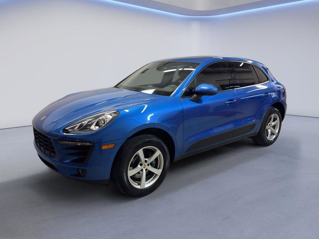 Used 2017 Porsche Macan AWD/4WD image 3