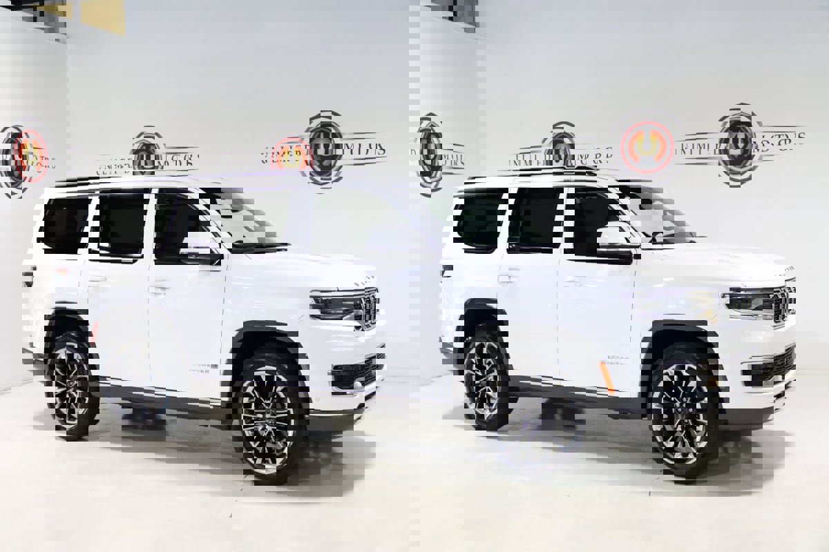 Used 2022 Jeep Wagoneer Series III w/ Premium Group I image 7