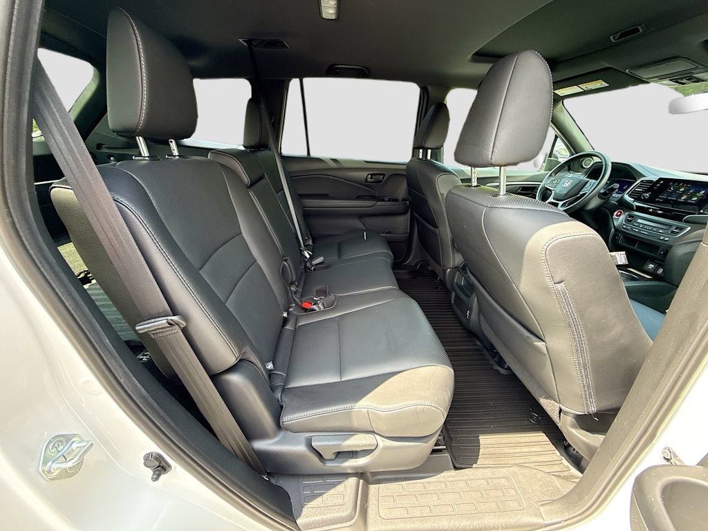 Used 2023 Honda Passport EX-L image 30