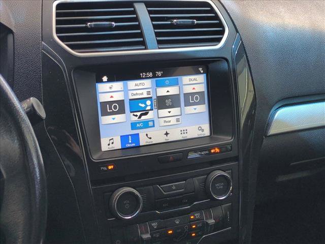 Used 2017 Ford Explorer XLT w/ Equipment Group 202A FWD image 12