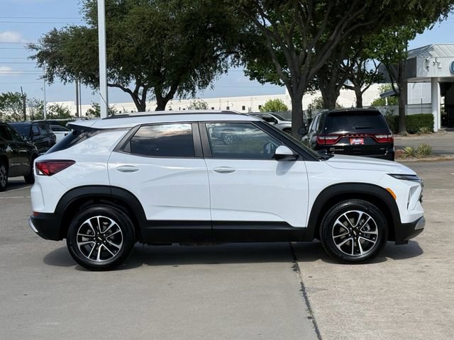 Certified 2025 Chevrolet TrailBlazer LT FWD image 3
