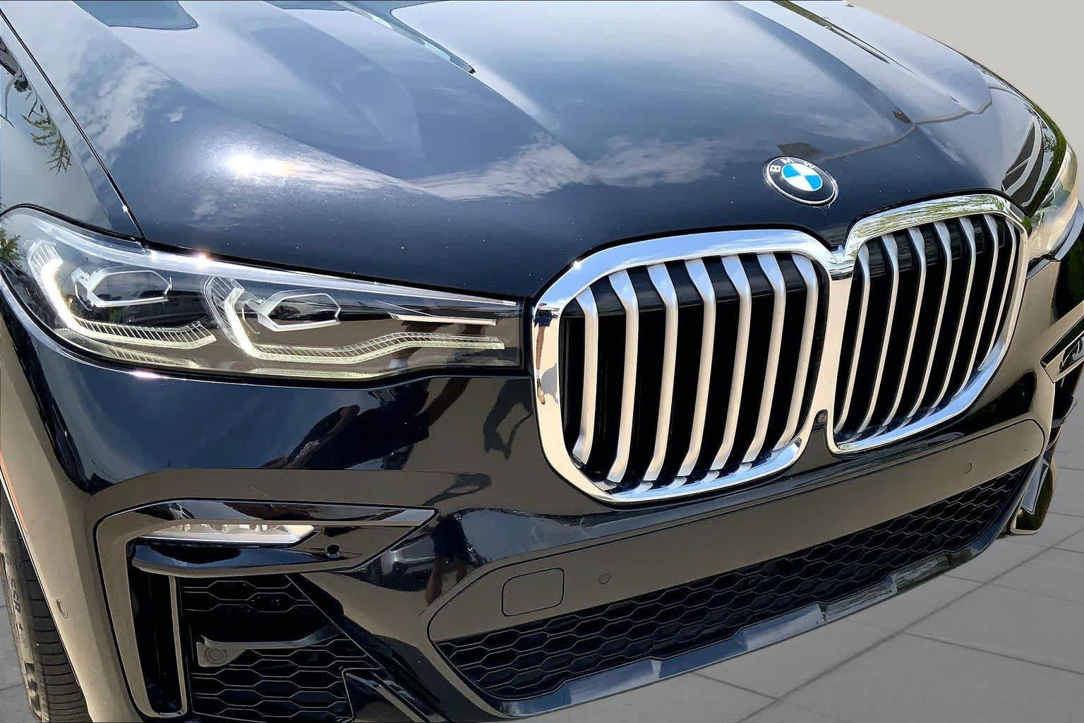Used 2020 BMW X7 xDrive40i w/ M Sport Package AWD/4WD image 28