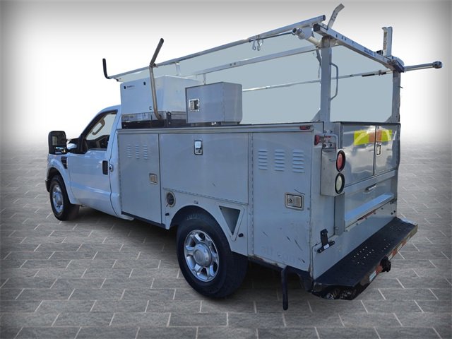 Used 2008 Ford F350 2WD Regular Cab Super Duty image 5
