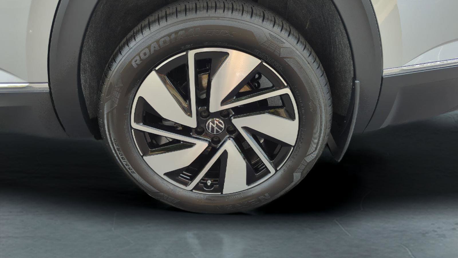 New 2026 Volkswagen Atlas SEL image 29