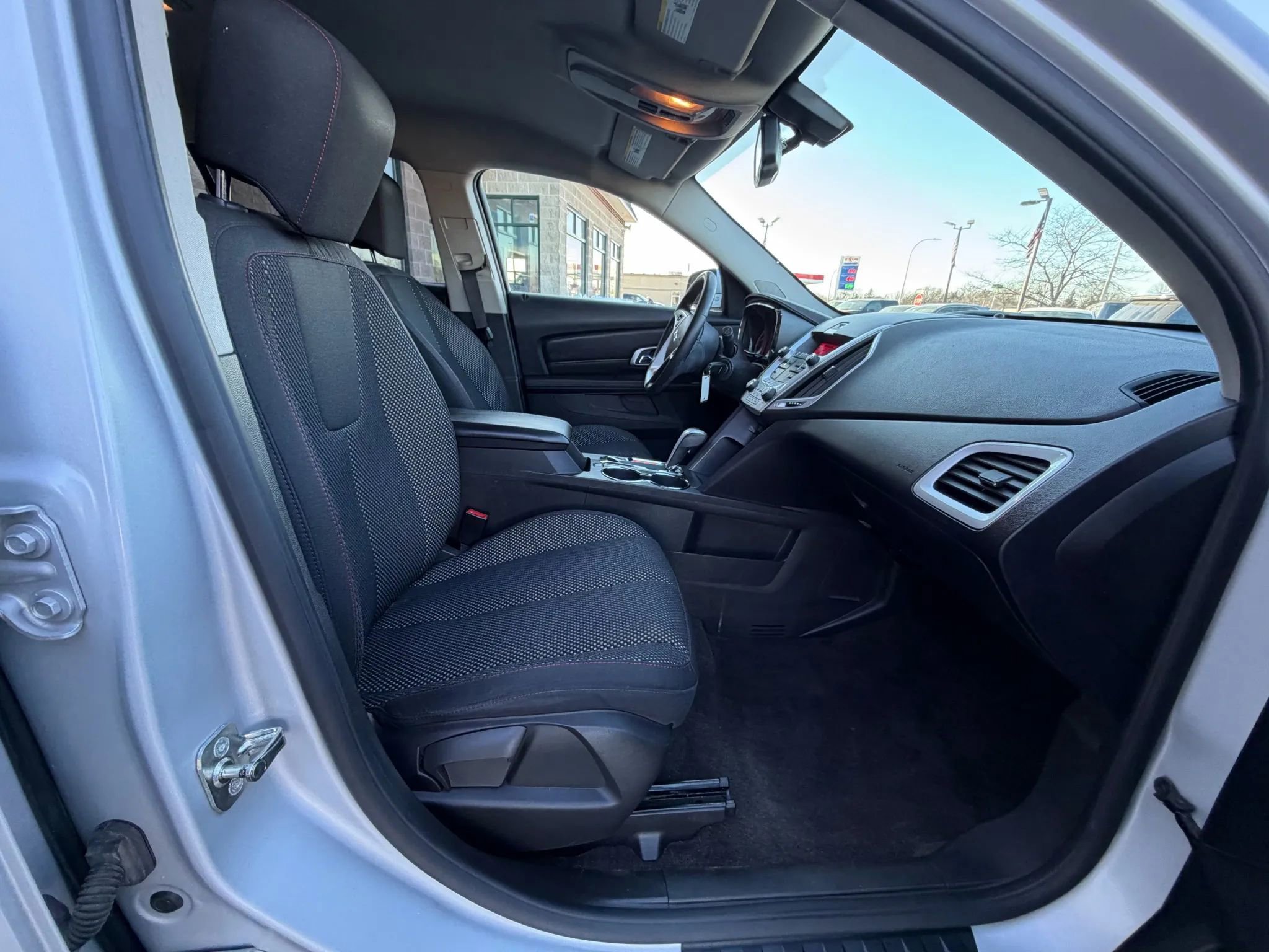 Used 2011 GMC Terrain SLE image 23