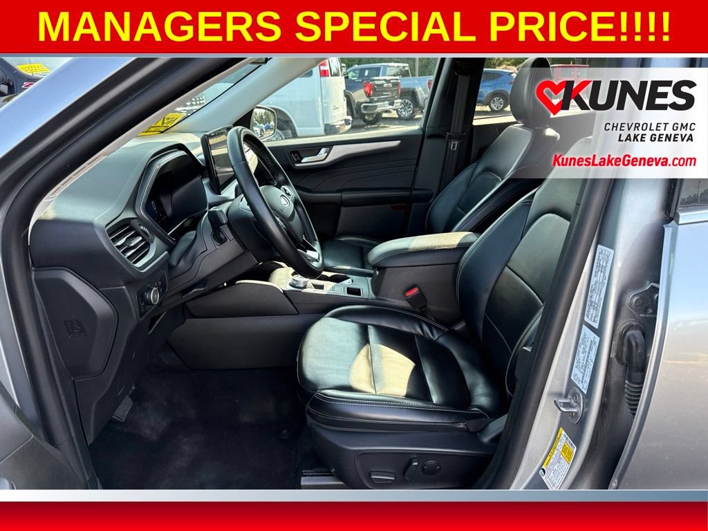 Used 2024 Ford Escape Platinum AWD/4WD image 15