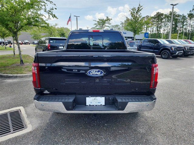 New 2025 Ford F150 XLT w/ Equipment Group 303A High AWD/4WD image 4