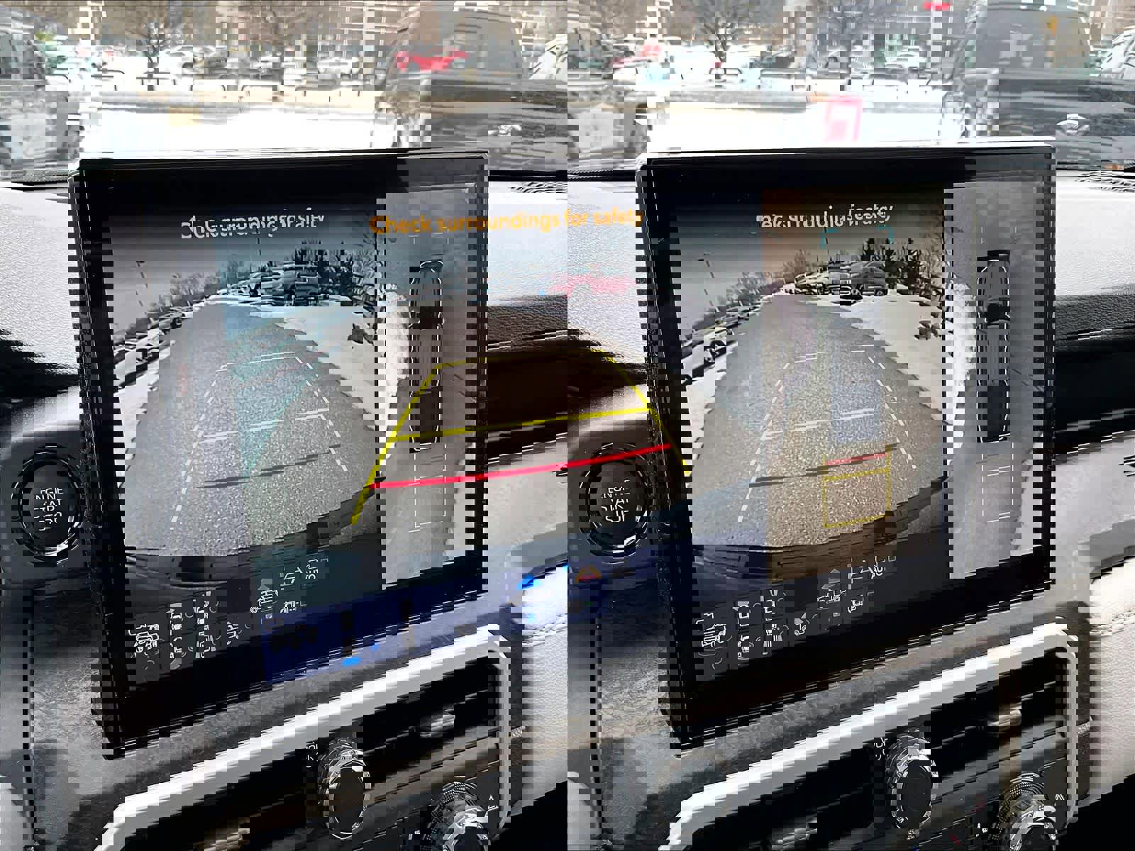 Used 2025 Toyota Tacoma Limited image 19