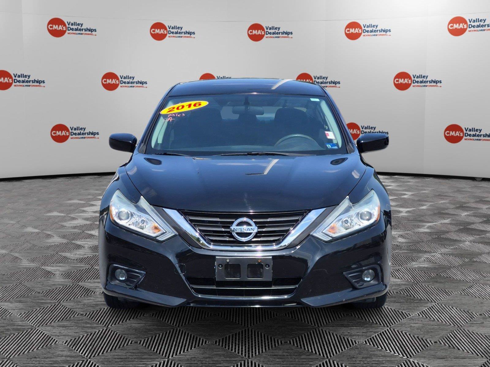 Used 2016 Nissan Altima 2.5 SV FWD image 8