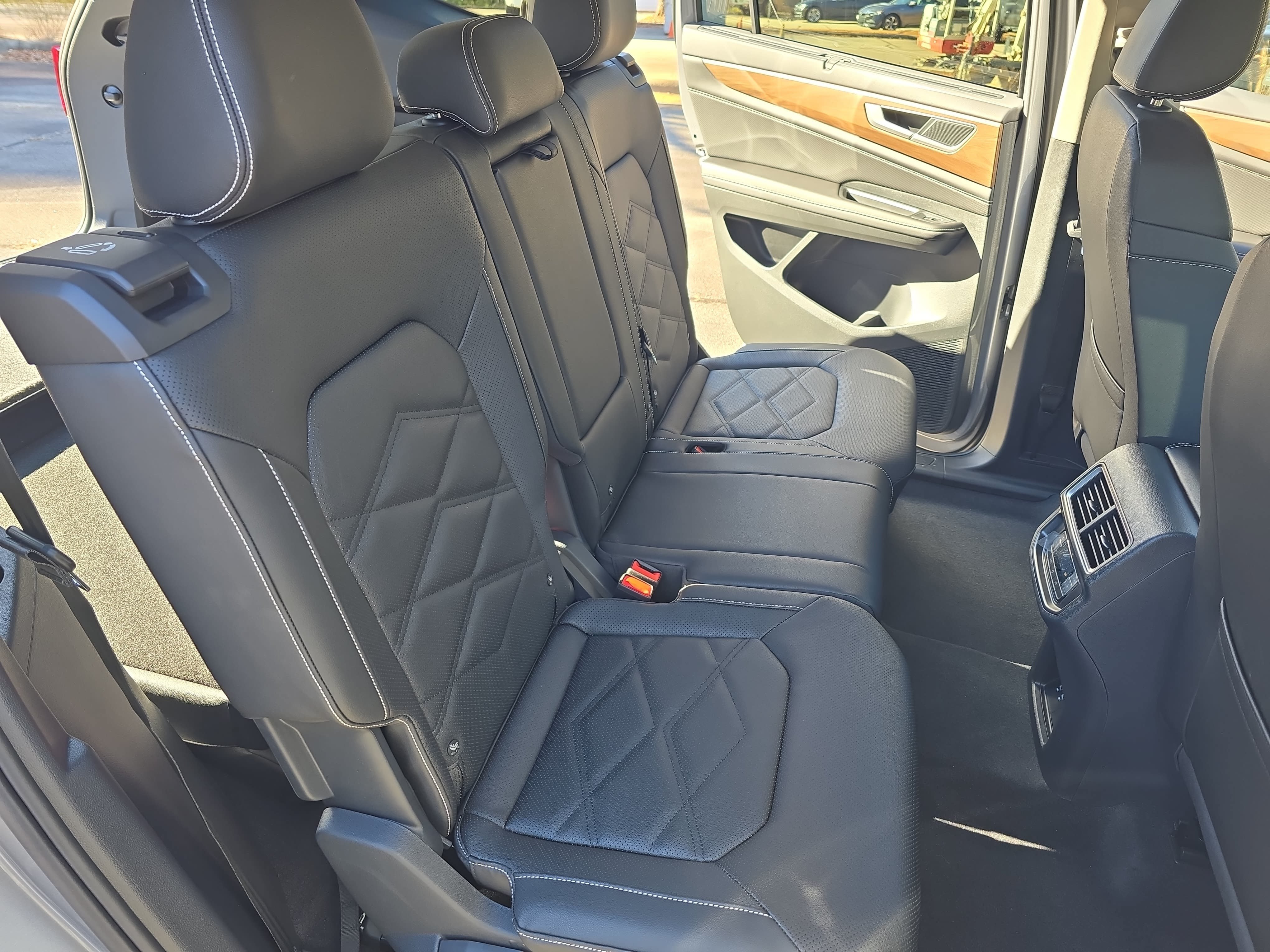 New 2026 Volkswagen Atlas SE AWD/4WD image 12