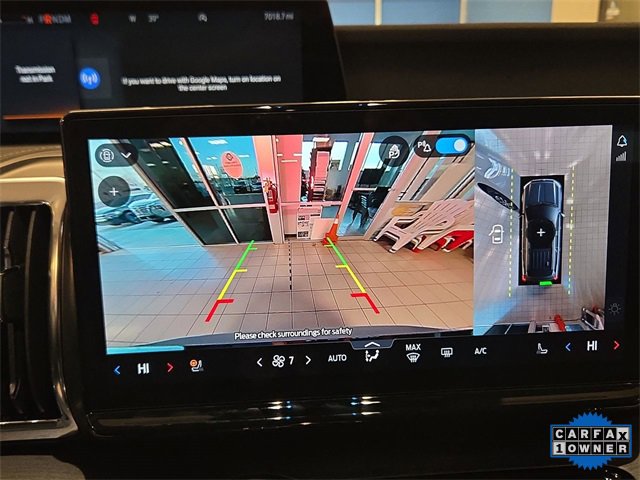 Used 2025 Ford Expedition Platinum image 17