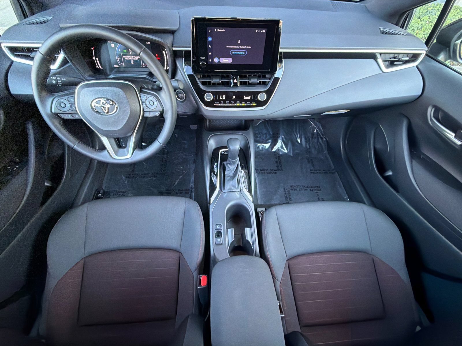 Used 2026 Toyota Corolla SE FWD image 12