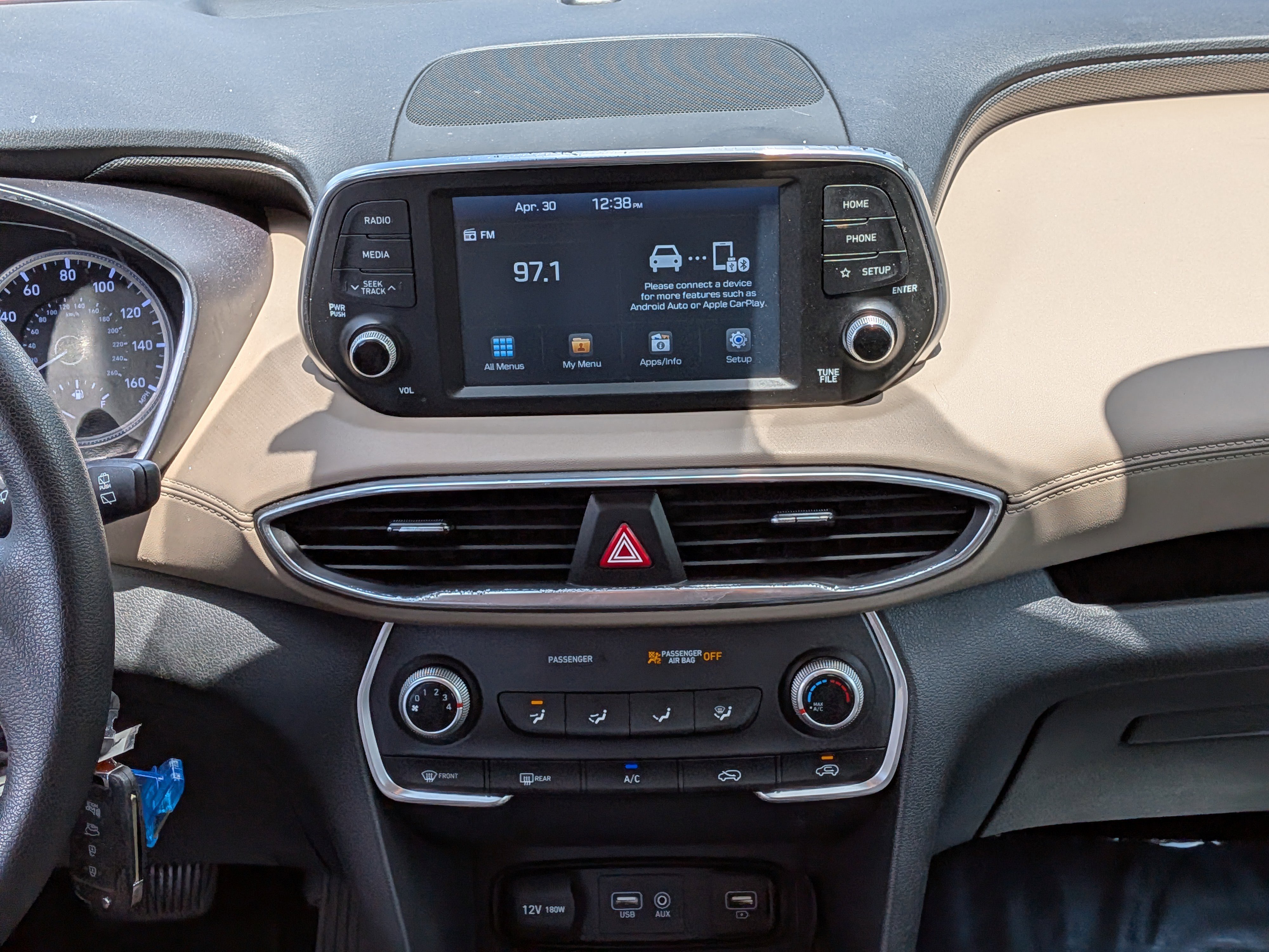 Used 2019 Hyundai Santa Fe SE FWD image 19