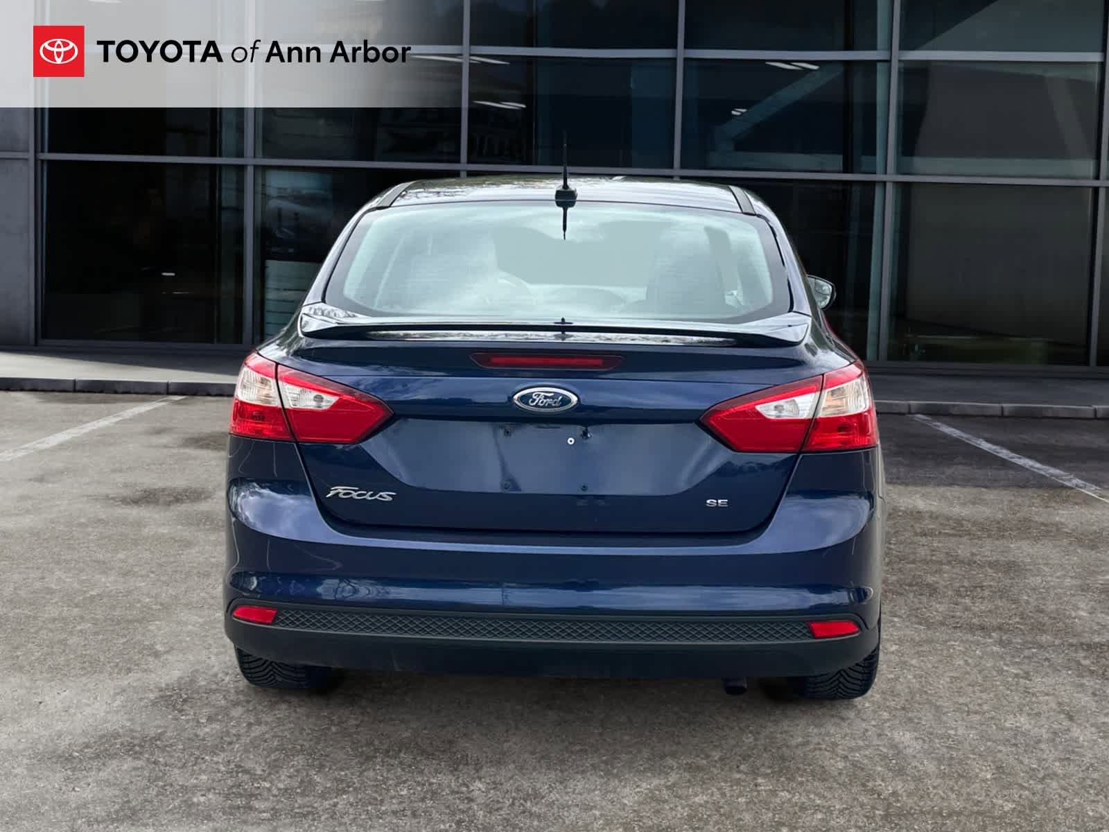 Used 2012 Ford Focus SE w/ SE Sport Pkg FWD image 10