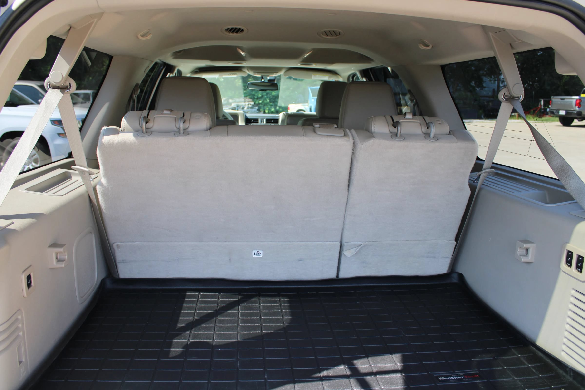 Used 2014 Lincoln Navigator L 4WD image 20