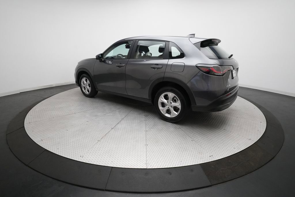 Used 2023 Honda HR-V LX image 32