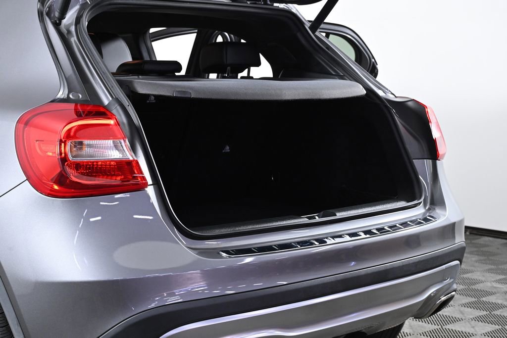 Used 2016 Mercedes-Benz GLA 250 4MATIC image 31
