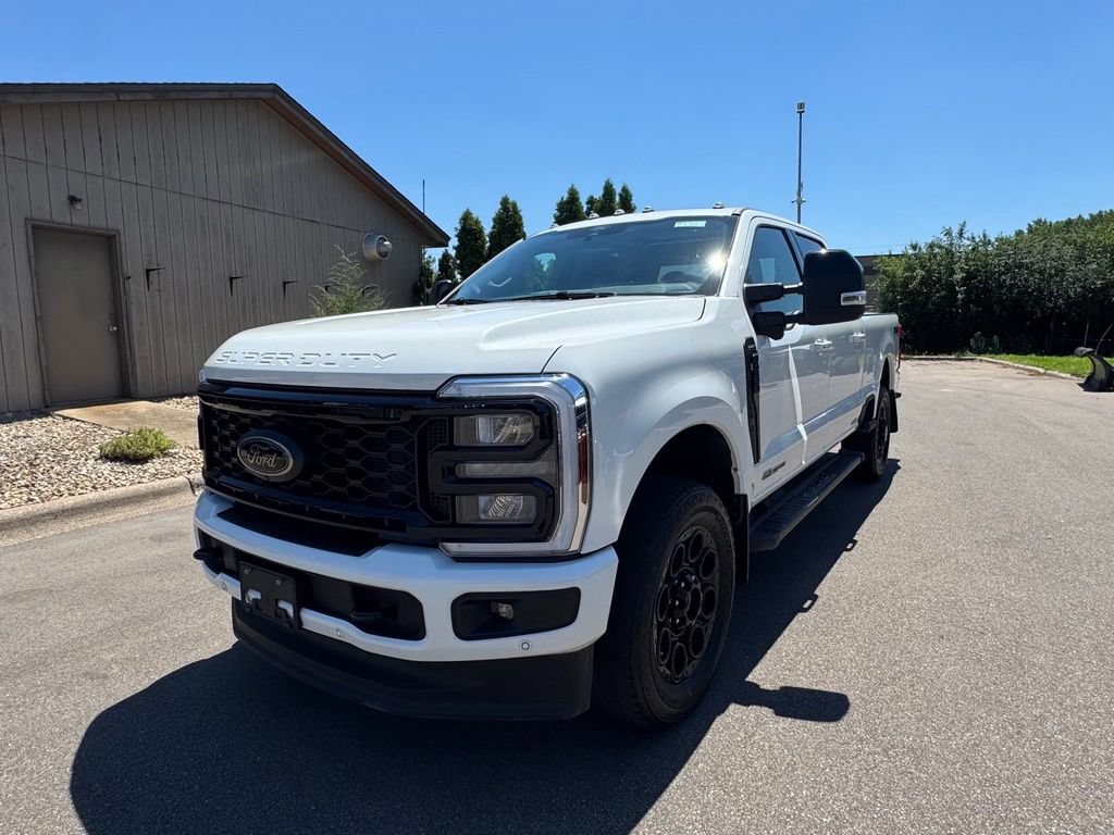 Used 2025 Ford F250 Lariat w/ Lariat Ultimate Package AWD/4WD image 2