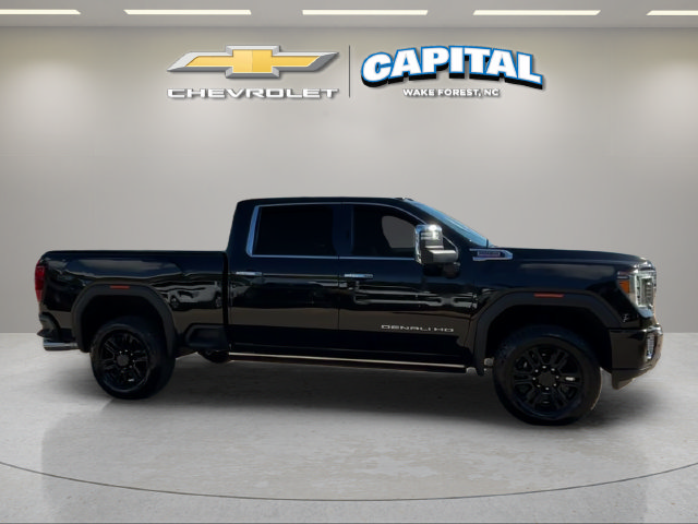 Used 2023 GMC Sierra 2500 Denali w/ Denali Black Diamond Edition AWD/4WD image 5