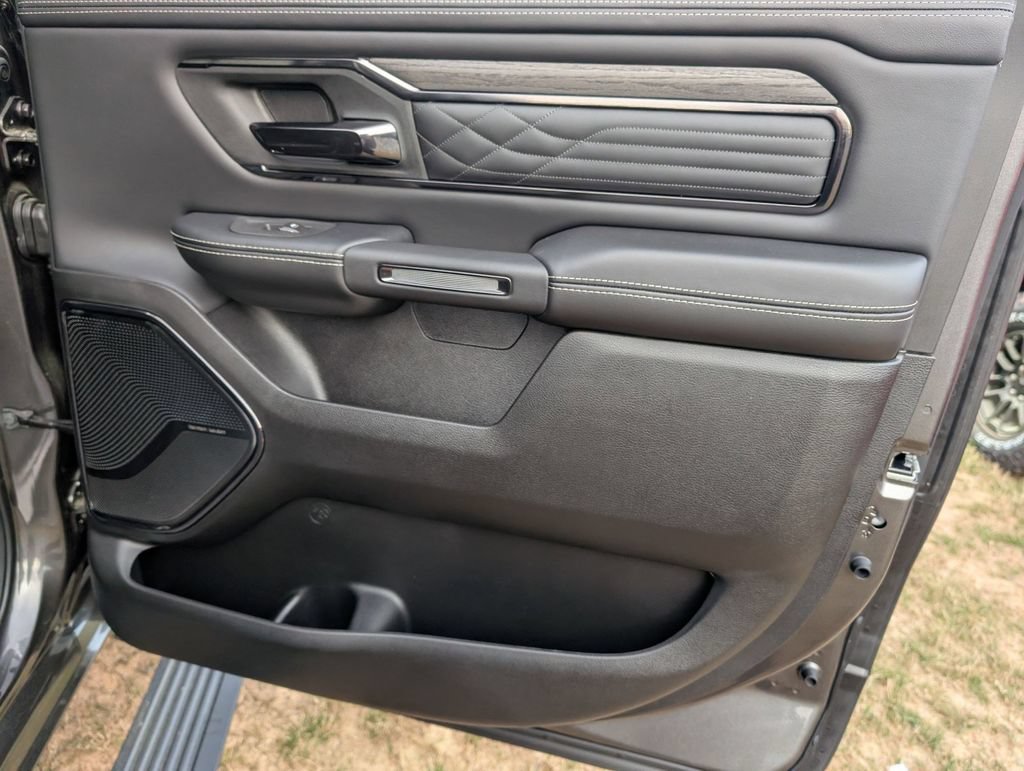 New 2026 RAM 1500 Limited AWD/4WD image 30