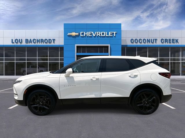 Used 2023 Chevrolet Blazer LT w/ Driver Confidence Package FWD image 5