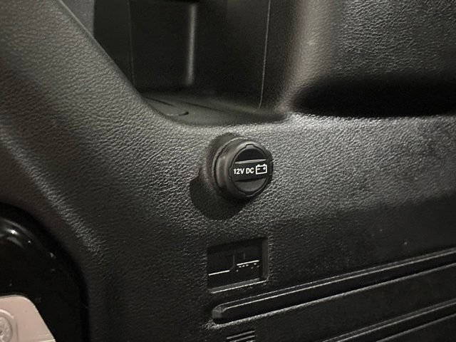 Used 2024 Jeep Wrangler Unlimited Rubicon w/ Technology Group AWD/4WD image 28