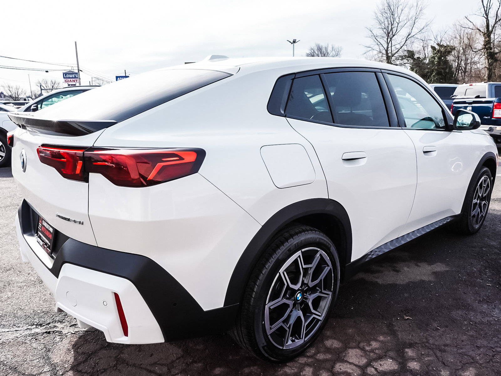Used 2025 BMW X2 xDrive28i image 6