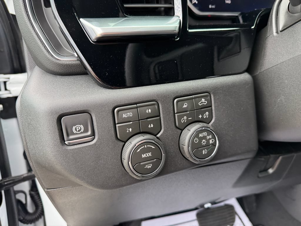 New 2026 Chevrolet Silverado 2500 LTZ w/ Trail Boss Package AWD/4WD image 21