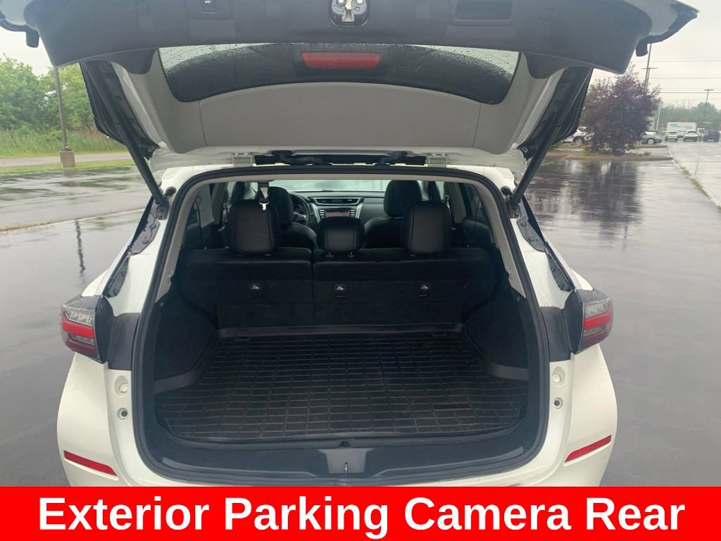 Used 2020 Nissan Murano SL w/ Moonroof Package AWD/4WD image 16