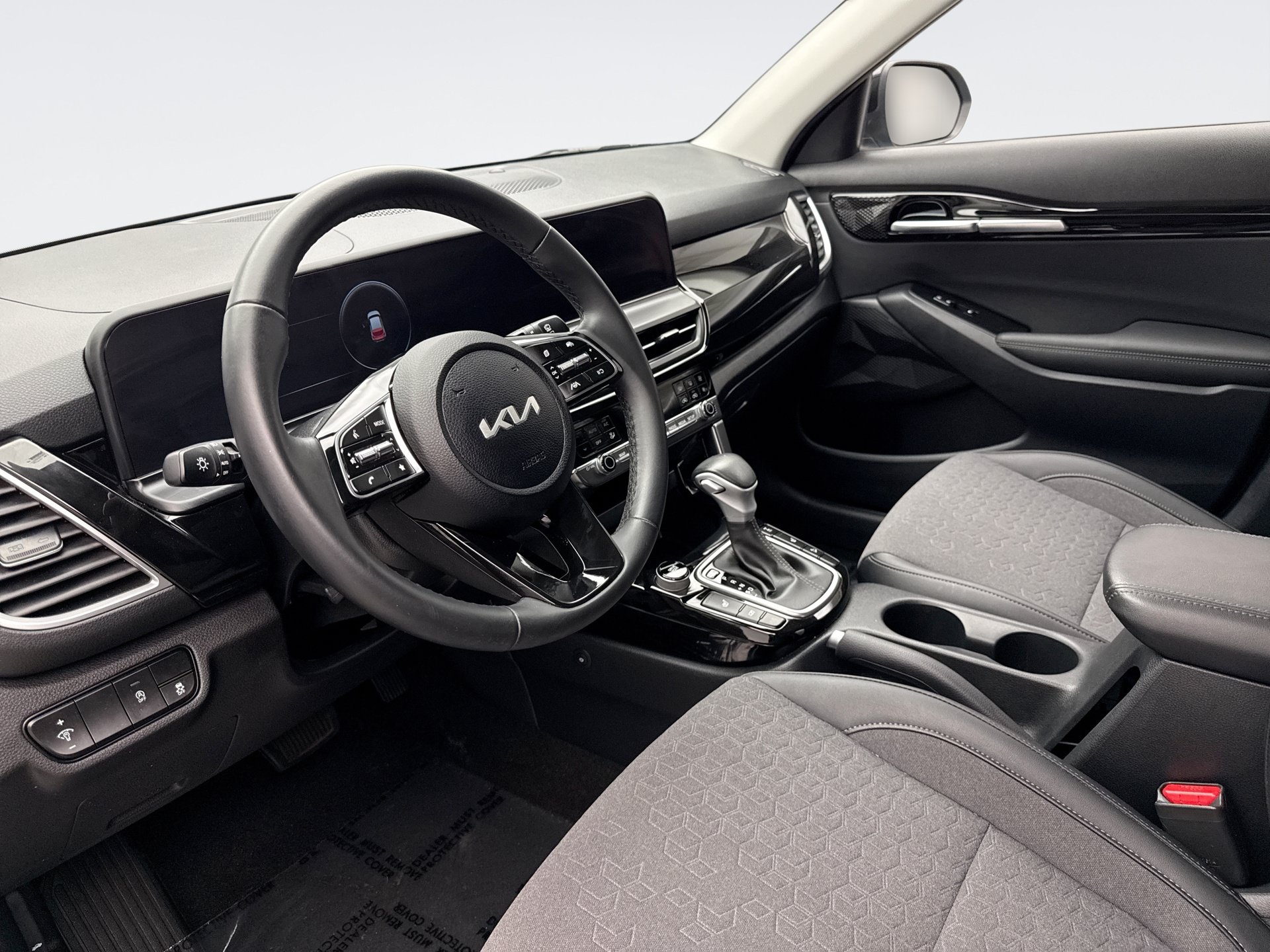 Used 2024 Kia Seltos S AWD/4WD image 10