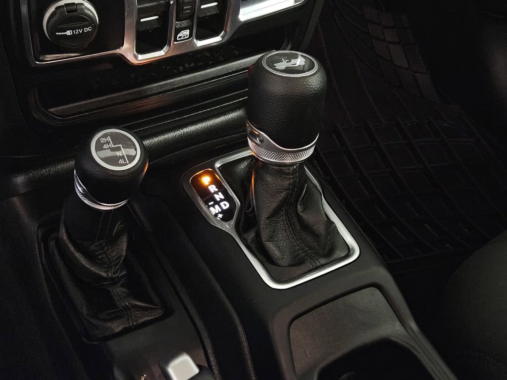 Used 2021 Jeep Wrangler Unlimited Sport image 16