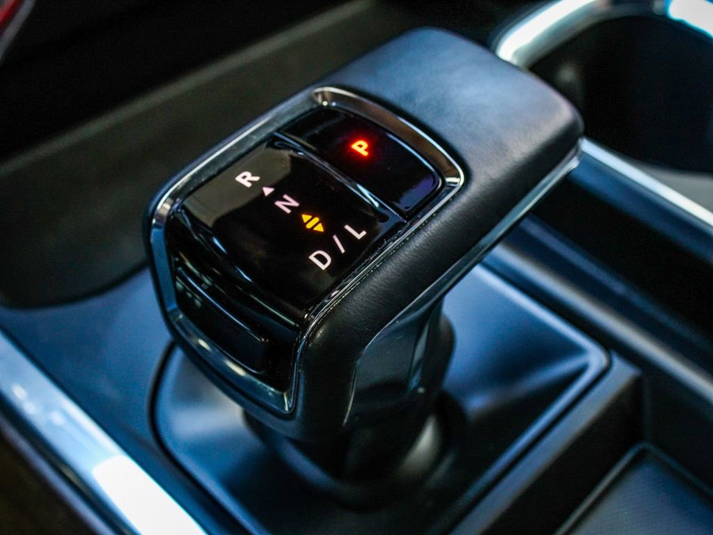 Used 2025 Chevrolet Silverado 1500 High Country image 25