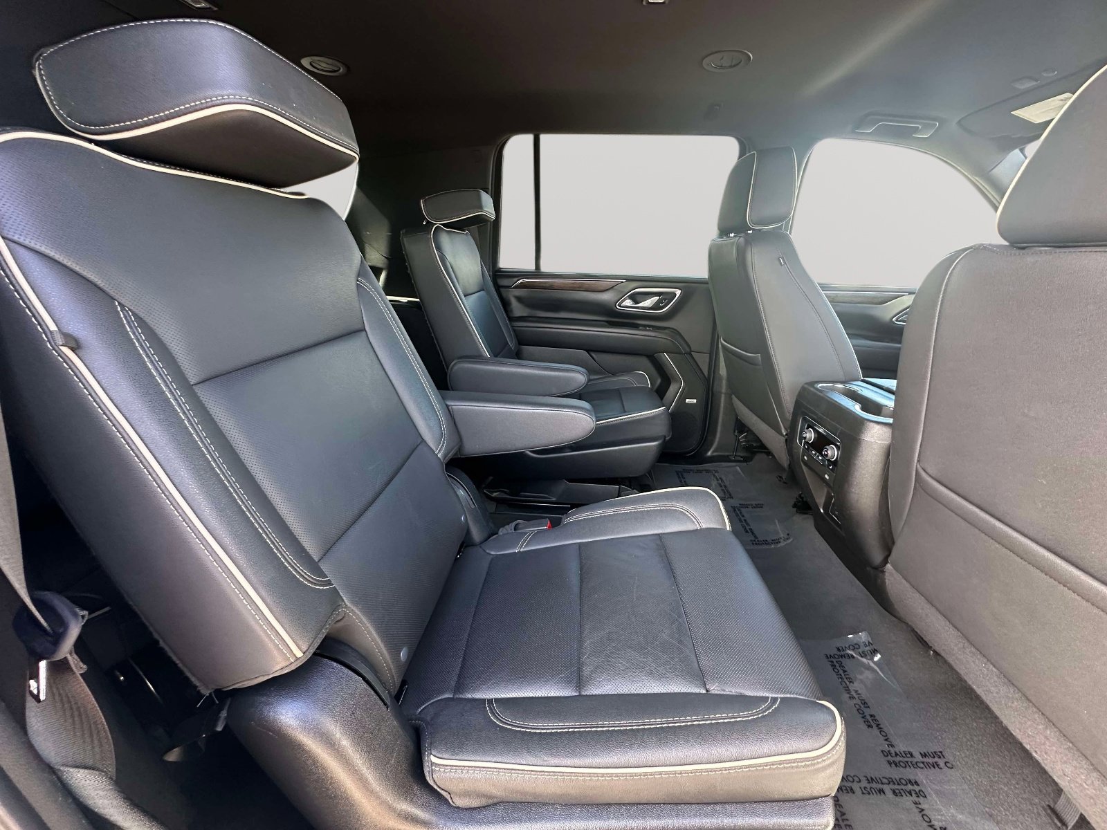 Certified 2023 Chevrolet Suburban Premier image 33