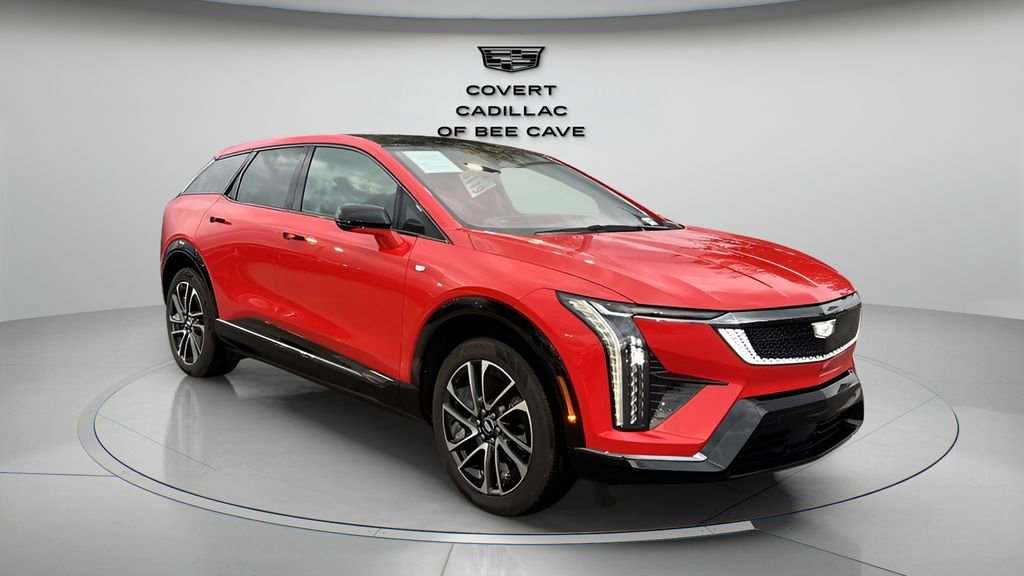 Certified 2025 Cadillac Optiq Sport 2 image 1
