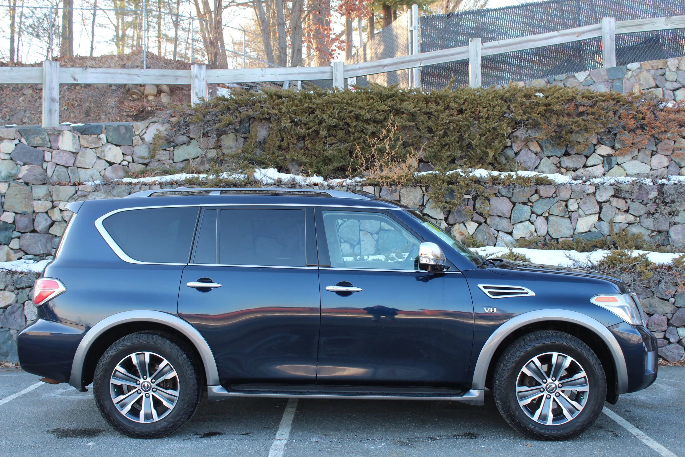 Used 2017 Nissan Armada SL image 5