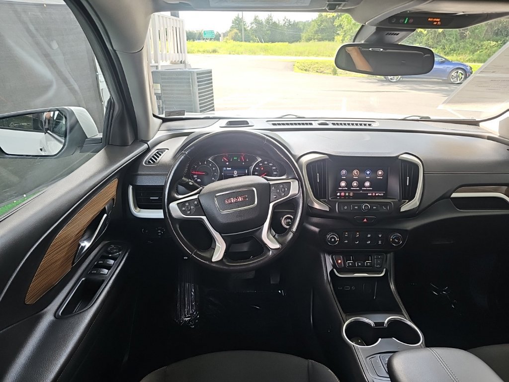 Used 2020 GMC Terrain SLE FWD image 9
