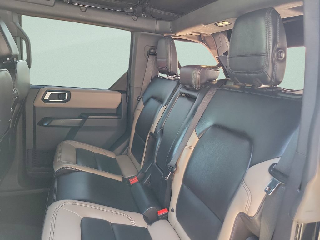 Used 2024 Ford Bronco Wildtrak AWD/4WD image 16